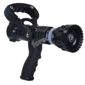 पिस्टल ग्रिप के साथ स्वचालित फायर नोजल